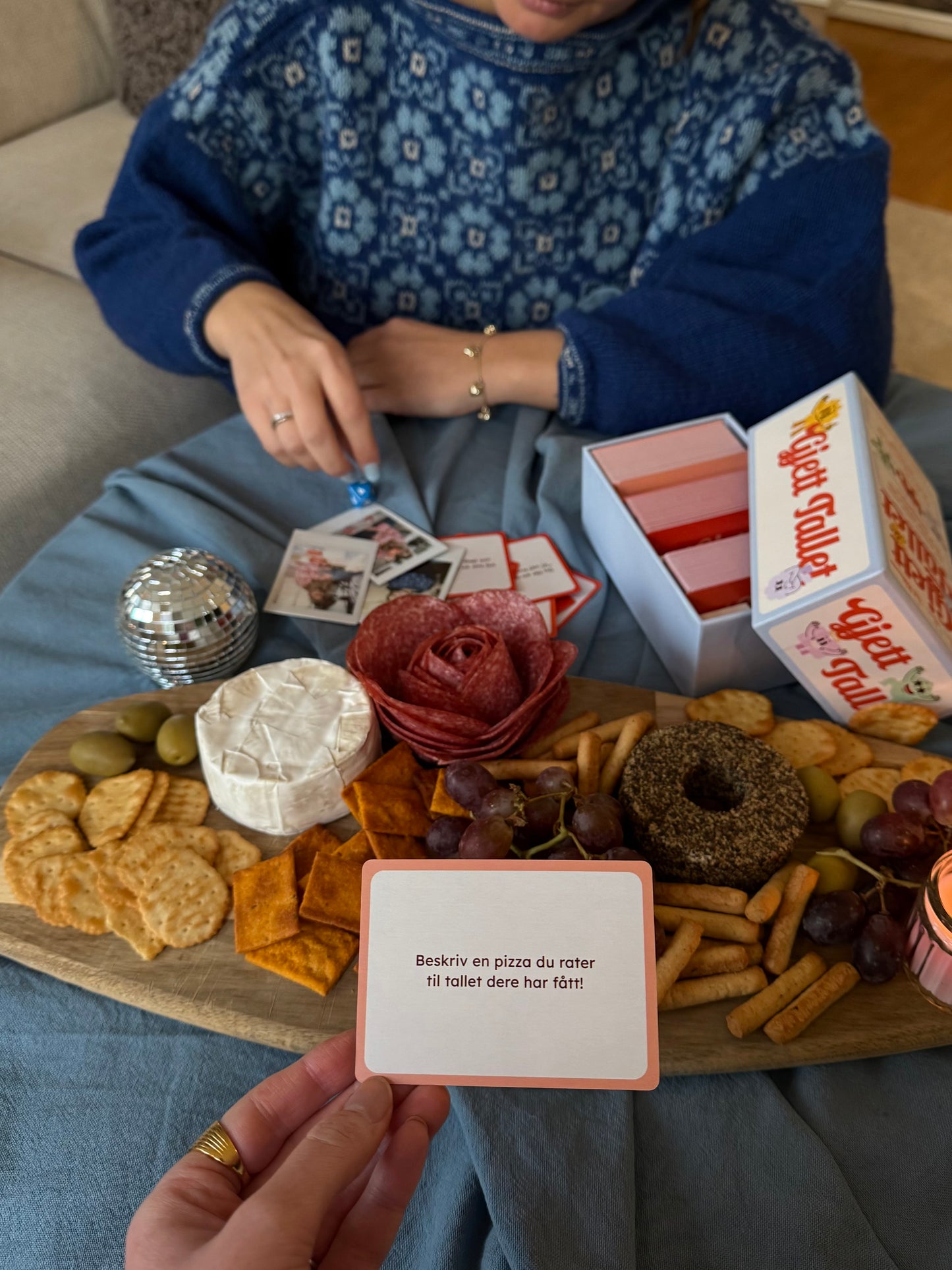 GJETT TALLET - Av Betina Claesson